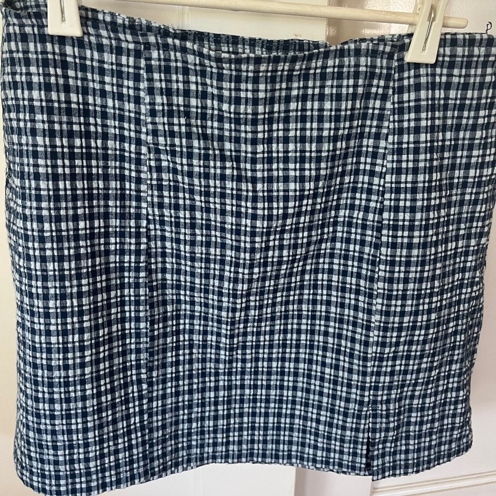 Urban Outfitters BDG royal and light blue gingham print mini skirt. Size M